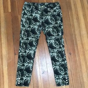 Jones New York size 6 tie-dyed skinny jeans